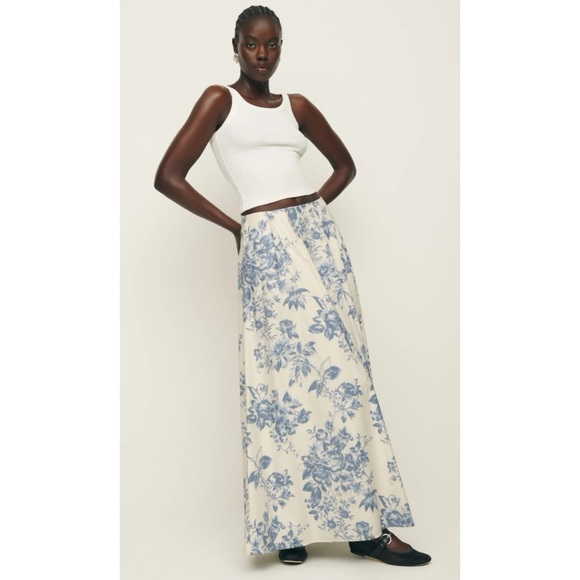 Reformation Dresses & Skirts - Reformation Lucy Skirt in Courtier